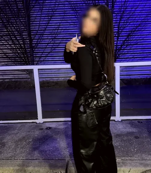 Emanuela, 19 anni